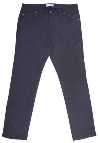 Πεντάτσεπο ελαστικό καπαρτινέ παντελόνι μεσαίου καβάλου.Η επεξεργασία sanforized που υφίσταται το πανί εγγυάται εξαιρετική απαλότητα και αντοχή των χρωμάτων καθώς επίσης και αντοχή στο μπάσιμο κατά την διάρκεια του πλυσίματος. Η χρήση ελαστίνης προσφαίρει άνεση στην κίνηση και άψογη εφαρμογή.