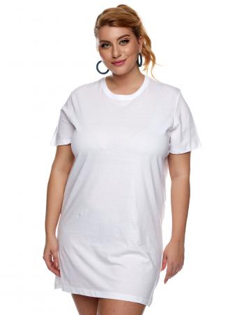 Άσπρη κοντομάνικη μπλούζα από 100% βαμβάκι με στρογγυλή λαιμόκοψη και μακριά γραμμή. Ιδανική επιλογή για κάθε σας casual εμφάνιση, από το γυμναστήριο μέχρι τον πρωινό σας καφέ. Μπορεί να φορεθεί κι ως μπλουζοφόρεμα με ένα opaque καλσόν!