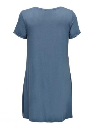 Ελαστικό φόρεμα με κοντό μανίκι σε jersey ύφασμα με %27Α%27 γραμμή, σε ένα υπέροχο μπλε χρώμα. Ιδανική επιλογή με αθλητικά ή σανδάλια για τις ζεστές μέρες του καλοκαιριού!