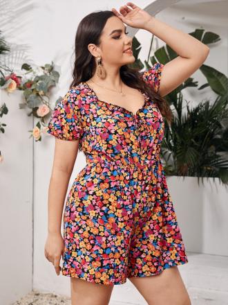 Χρώμα: ΠολύχρωμοΣτυλ: BohoΤύπος μοτίβου: Floral, τύπωμα παντούΛεπτομέρειες: Frill, Γραβάτα μπροστάΣεζόν: ΚαλοκαίριΤύπος: ΆλλοΛαιμόκοψη: Αγάπη μουΜήκος Μανικιού: Κοντό μανίκιΤύπος μανικιού: Puff SleeveΜήκος: ΚοντόΤύπος προσαρμογής: Κανονική εφαρμογήΎφασμα: Μη ελαστικόΥλικό: ΠολυεστέραςΣύνθεση: 100% ΠολυεστέραςΟδηγίες φροντίδας: Πλύσιμο στο πλυντήριο ή επαγγελματικό στεγνό καθάρισμαSheer: ΌχιSizeShoulderLengthSleeve LengthBustWaist SizeHip SizeThigh0XL39.586.525.21098012882.71XL41882611586134862XL42.589.526.81219214089.33XL449127.61279814692.64XL45.592.528.413310415295.9