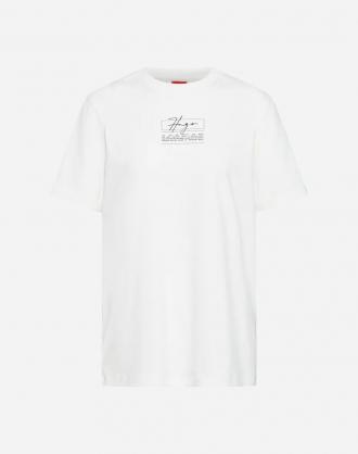 Μπλούζα T-shirt,με λαιμόκοψη στρογγυλή %26 λογότυπο της εταιρείας στο μπροστινό μέρος,σε κανονική γραμμή,με μοντέρνο σχεδιασμό,κατασκευασμένη,από εξαιρετικής ποιότητας,ανθεκτικό βαμβάκι.Σύνθεση: 100% βαμβάκι.