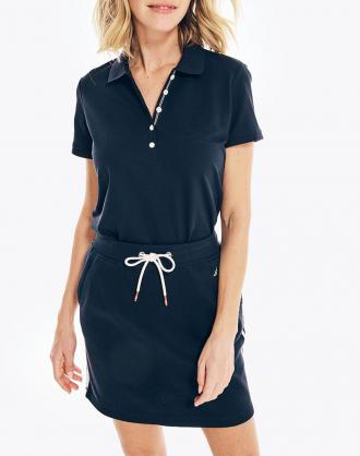 Γυναικεία Polo μπλούζα με κανονική εφαρμογή, κοντομάνικη, μονόχρωμη, λαιμόκοψη με γιακά Polo με κουμπάκια, πατιλέτα με ρίγες και κεντημένο λογότυπο στο στήθος. (Σύνθεση: 96% Βαμβάκι, 4% Ελαστάνη)