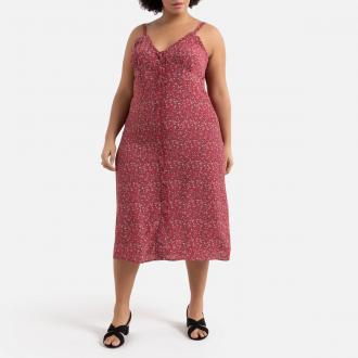 Ένα υπέροχο φλοράλ φόρεμα με λεπτές τιράντες, είναι το ιδανικό φόρεμα για τις ηλιόλουστες καλοκαιρινές μέρες. Μοντέρνα πινελιά το βολάν στα τελειώματα. Φορέστε το πάνω από ένα T-shirt την άνοιξη ή μόνο του το καλοκαίρι.Περιγραφή: - Εβαζέ γραμμή, με σούρες - Κοντό μήκος - Κοντά μανίκια - Λαιμόκοψη V - Εμπριμέ μοτίβοΣύνθεση και συντήρηση: - 100% βισκόζη - Πλύσιμο στους 30°C στο πρόγραμμα για ευαίσθητα - Σιδέρωμα σε χαμηλή θερμοκρασία - Απαγορεύεται το στεγνωτήριο - Απαγορεύεται το στεγνό καθάρισμα / η χρήση λευκαντικούΜεγάλα μεγέθηΠερισσότερες λεπτομέρειες: - Μοτίβο με και μικρά λουλουδάκια - Κουμπιά σε όλο το μήκος μπροστά - Βολάν στο τελείωμα στη V λαιμόκοψη, κατά μήκος της πατιλέτας και ψηλά στην πλάτη - Ραφή στη μέση - Μήκος 97 εκ. για το μέγεθος 48