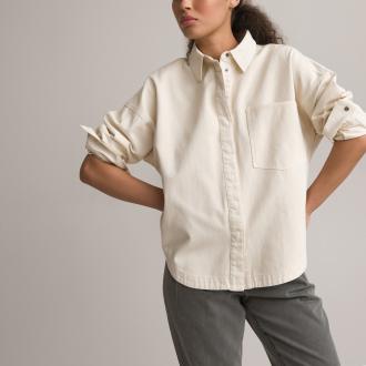 Αυτό το πουκάμισο από 100% βαμβάκι έχει πλούσιο όγκο - boyfriend γραμμή - και άνεση. Κλείνει με σούστες κάτω από πατιλέτα. Φοριέται μόνο του ή ανοιχτό πάνω από ένα T-shirt για casual look.Περιγραφή - Μακριά μανίκια - Φαρδιά γραμμή boyfriend - Μυτερός γιακάς - Κλείνει με σούστες κάτω από πατιλέτα - 1 πλακέ τσέπη μπροστά - Στρογγυλεμένη βάση - Μήκος 71 εκ. για το μέγεθος 38Σύνθεση και συντήρηση: - 100% βαμβάκι - Πλύσιμο στους 30°C στο πρόγραμμα για ευαίσθητα - Σιδέρωμα σε χαμηλή θερμοκρασία - Απαγορεύεται το στεγνωτήριο - Απαγορεύεται το στεγνό καθάρισμαΠροϊόν υπεύθυνης παραγωγής - Επιλέγοντας ένα προϊόν με την ετικέτα 