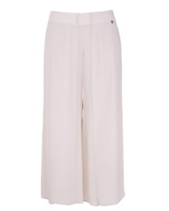 Παντελόνα με layering αισθητική