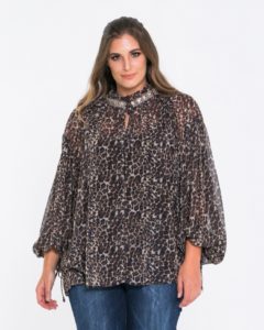 Μπλούζα με animal print και διακόσμηση στο λαιμό